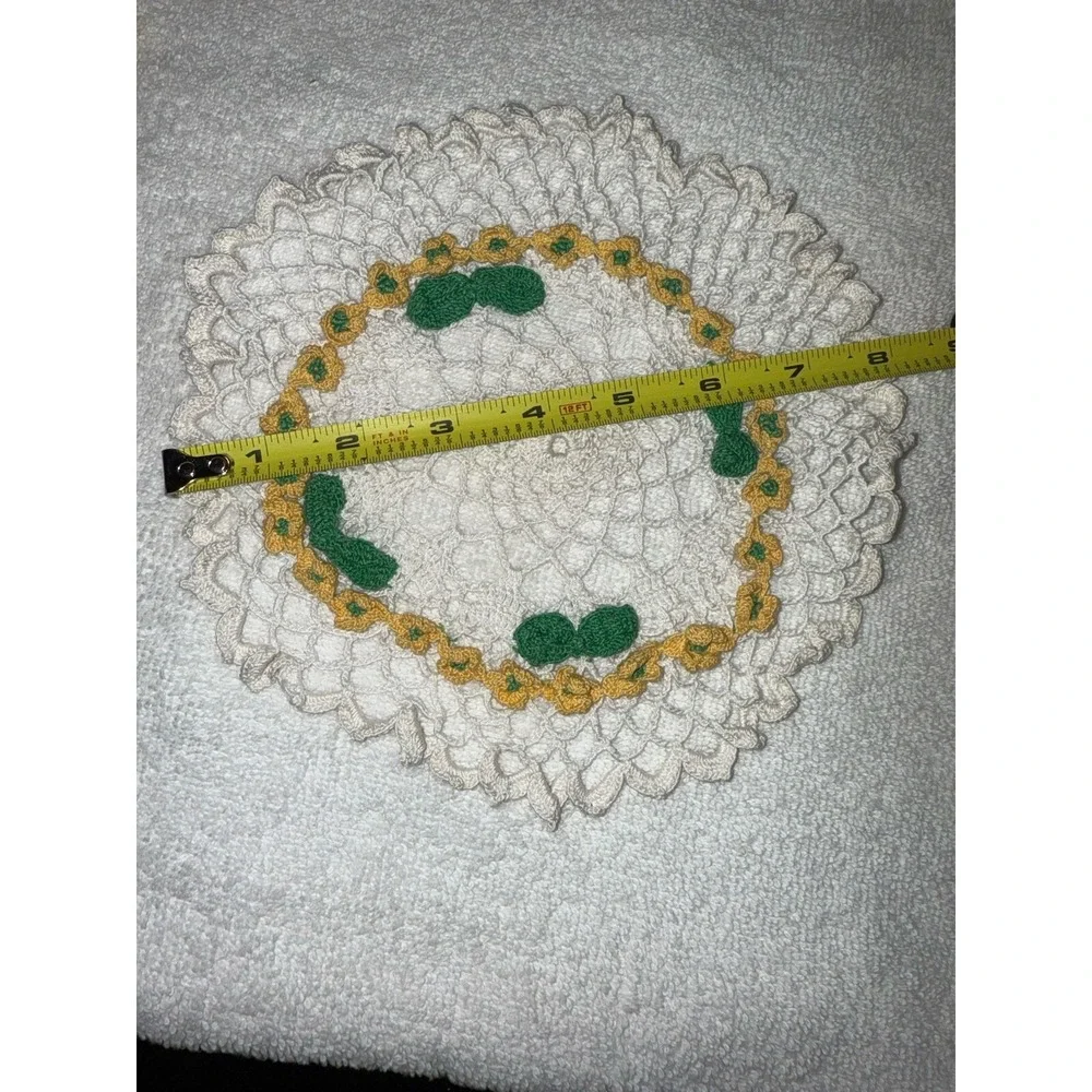 Vintage‎ Doilies Lot Of 2 White/Green/Yellow Handmade